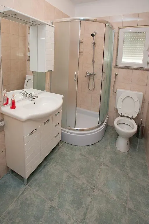 Apartment Troselj Stari Grad   Starigrad Paklenica